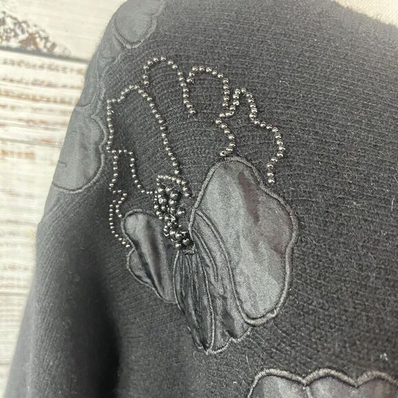 Vintage Lindsey Blake Sweater sz Medium Black Wool Angora Rabbit Floral Beading - Picture 5 of 11